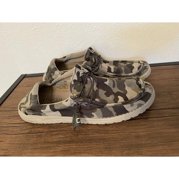 Hey Dude Wally Camouflage Multi Camo Shoes Slip On Loafers Men’s Size 12 - Picture 1 of 6
